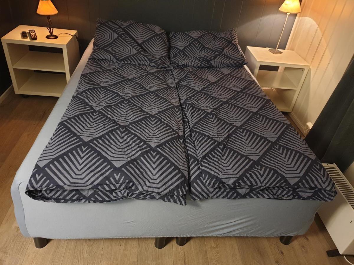 Holiday Rooms 高尔 外观 照片